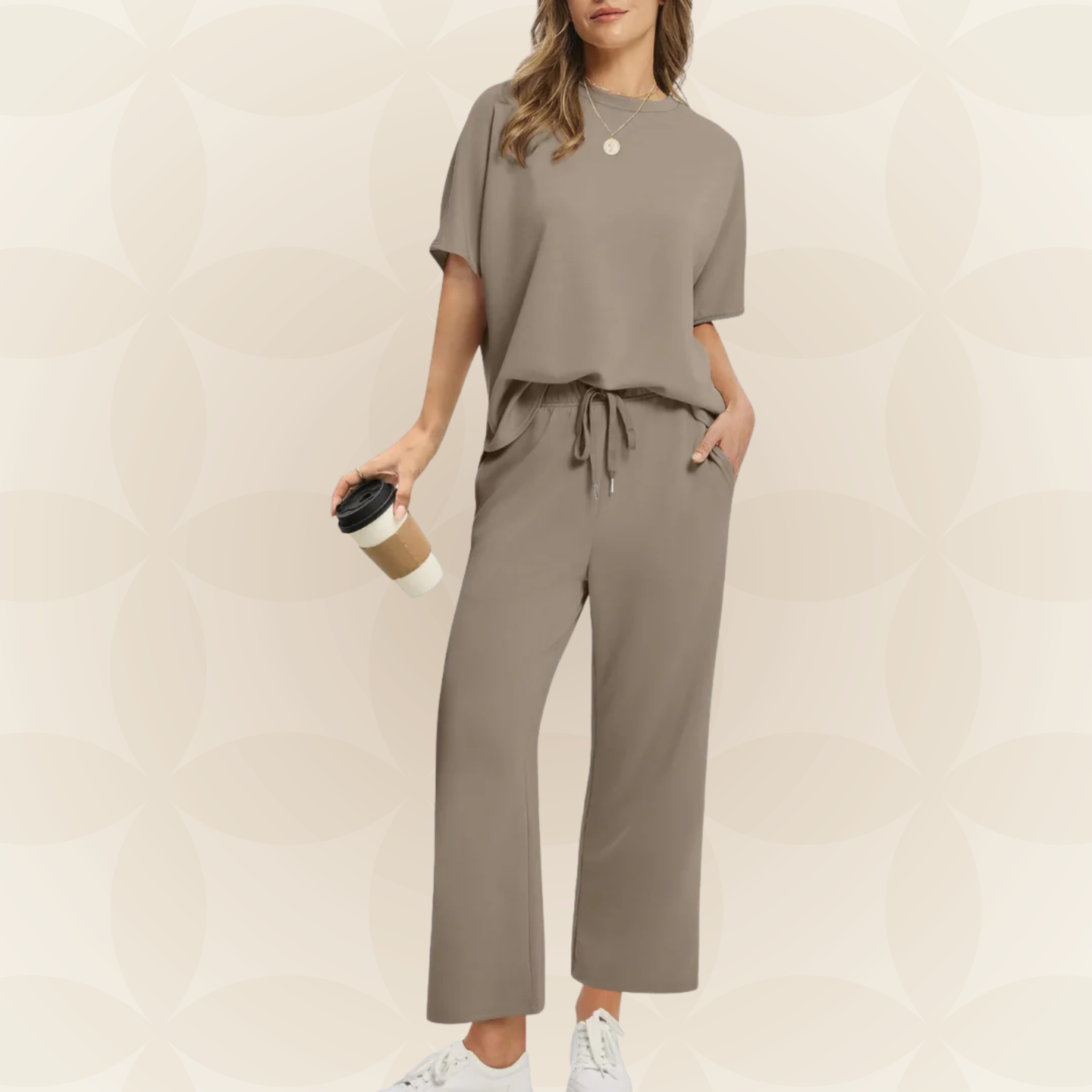 Julia – Dames Oversized Cropped Lounge Set